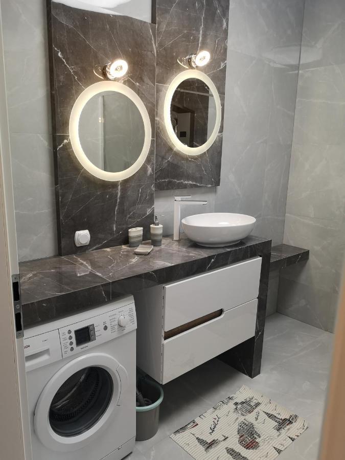 Apartament Z Tarasem I Ogrodem Blisko Centrum Gdansk Exterior photo